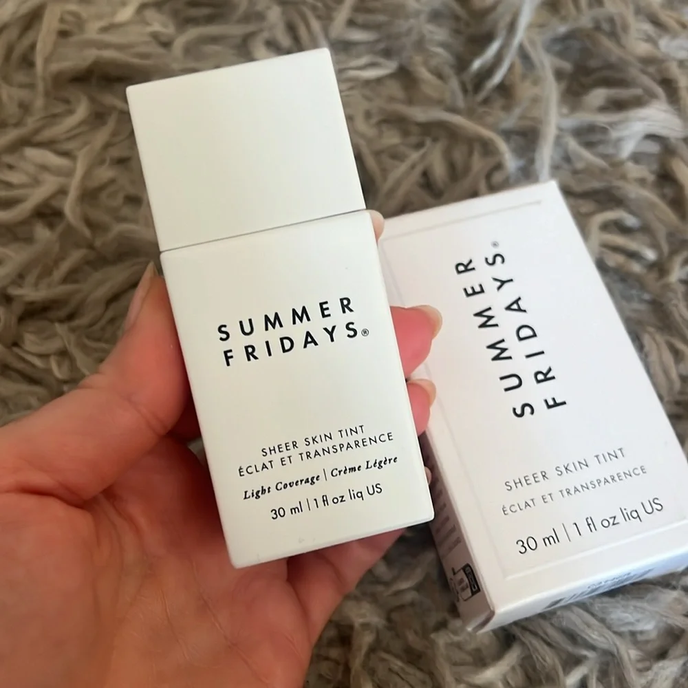 Summer Fridays sheer skin tint - Picture 2 of 6